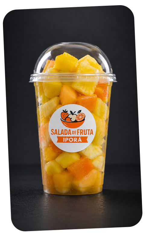 Salada tropical com limão e sal